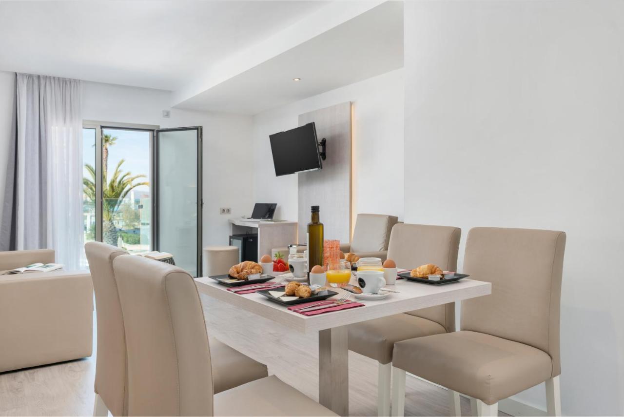 Camera Familiare con Vista Mare